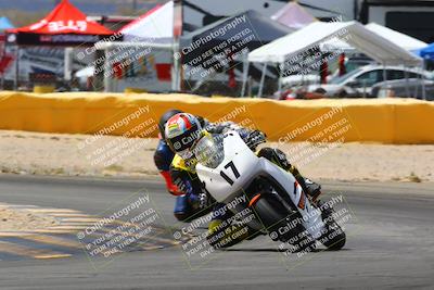 media/Apr-09-2022-SoCal Trackdays (Sat) [[c9e19a26ab]]/Turn 2 (1140am)/